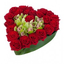 Серце з орхідеями